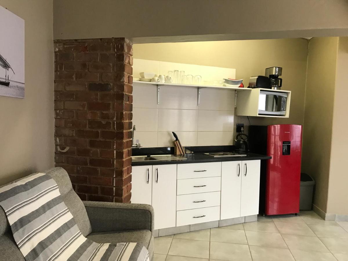 Aluve Guesthouse Johannesburg Exteriör bild