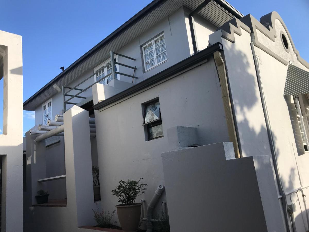 Aluve Guesthouse Johannesburg Exteriör bild