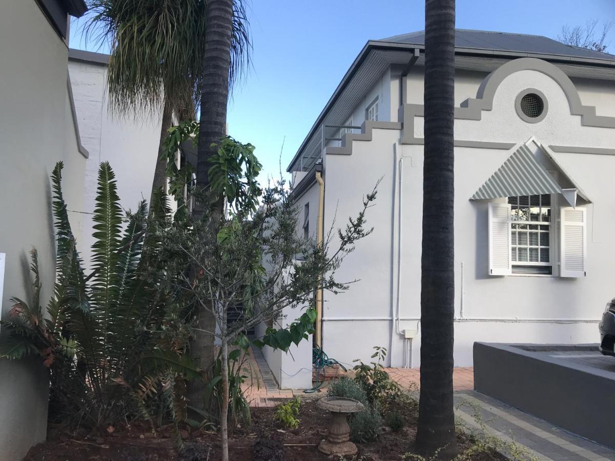 Aluve Guesthouse Johannesburg Exteriör bild